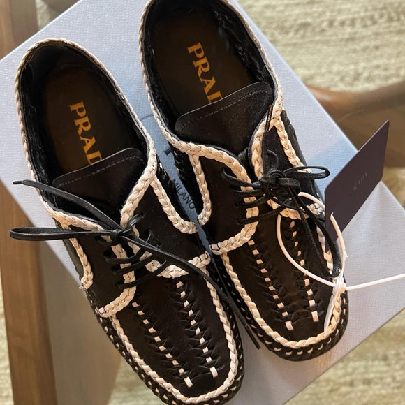 Prada Black/White woven Lace-Up Loafer Moccasins *New with Tags* - Picture 4 of 9